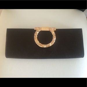 🔥Salvatore Ferragamo Silk Clutch